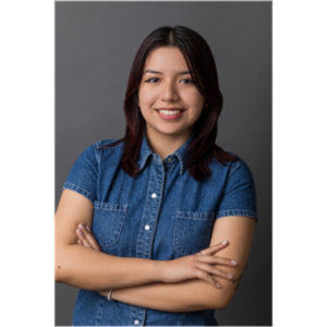 Melanie Paredes - Customer Service Representative