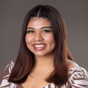 Cristina Lopez - Customer Service Representative