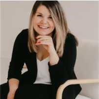 Hailey Nelson - Agent