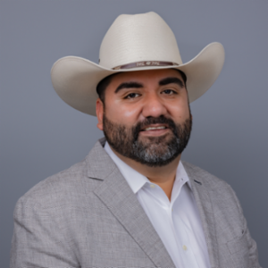 Oscar Alvarado - Principal